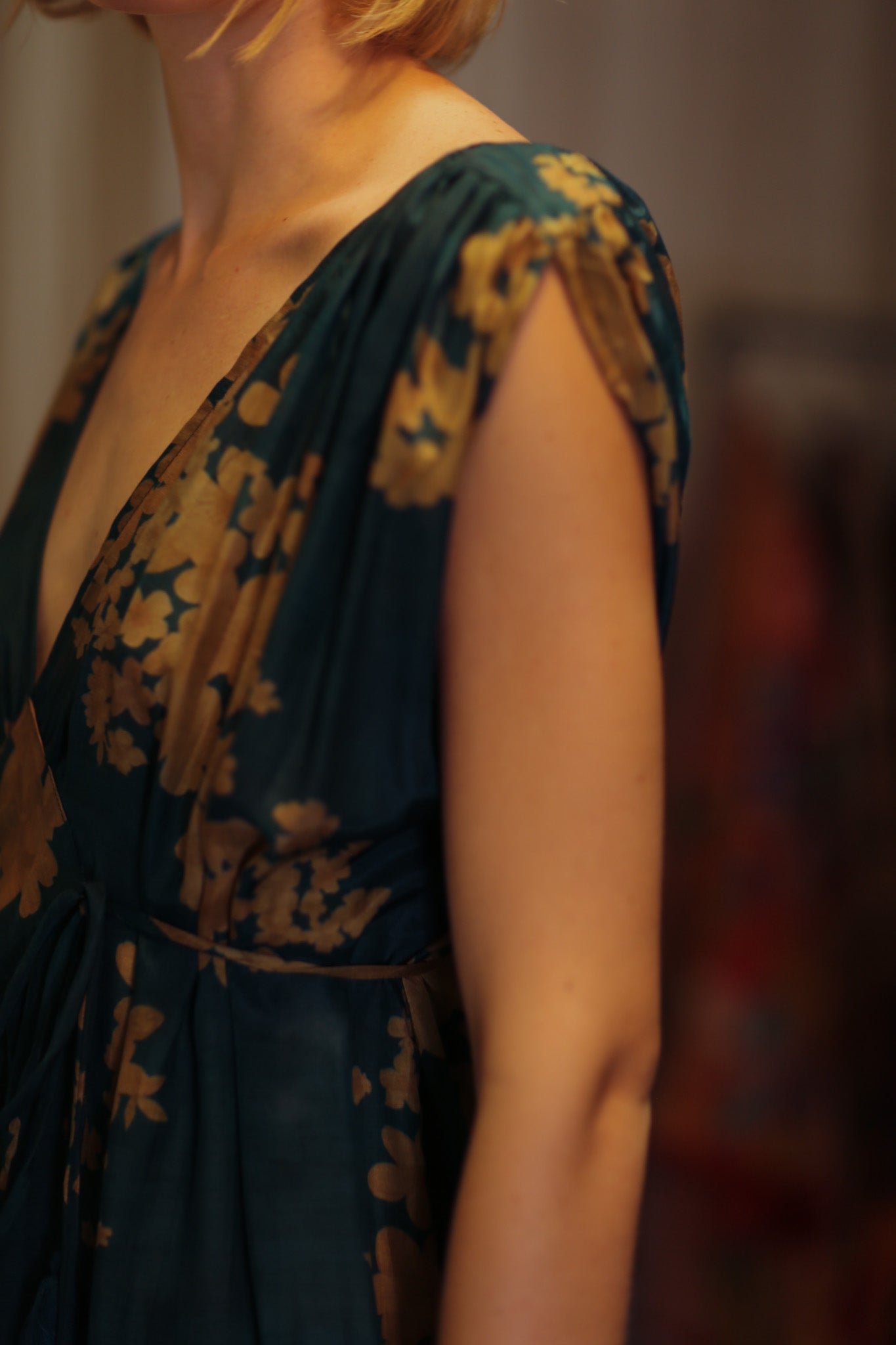 VICTORIA SILK DRESS GOLDEN BOUQUET - MOMO STUDIO BERLIN - Berlin Concept Store - sustainable & ethical fashion