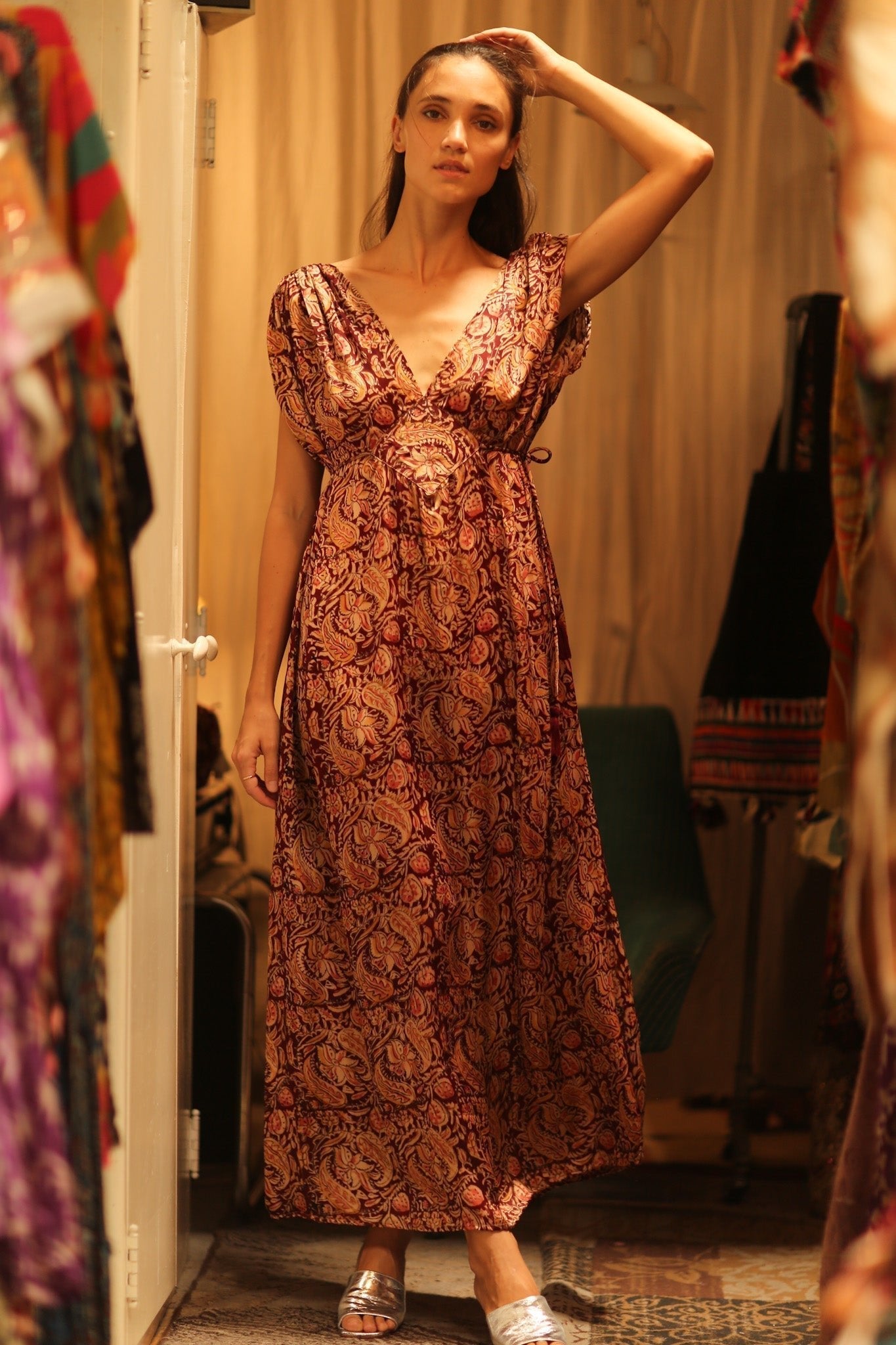 VICTORIA SILK DRESS PAISLEY BROWN - MOMO STUDIO BERLIN - Berlin Concept Store - sustainable & ethical fashion