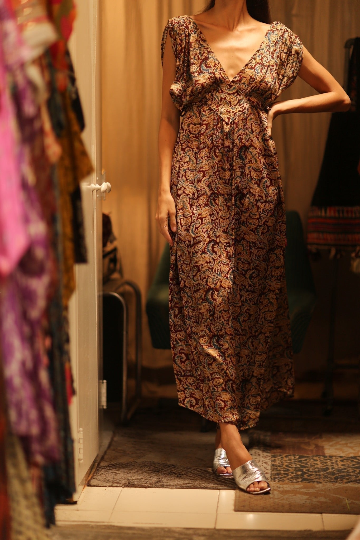 VICTORIA SILK DRESS PAISLEY BURGUNDY - MOMO STUDIO BERLIN - Berlin Concept Store - sustainable & ethical fashion