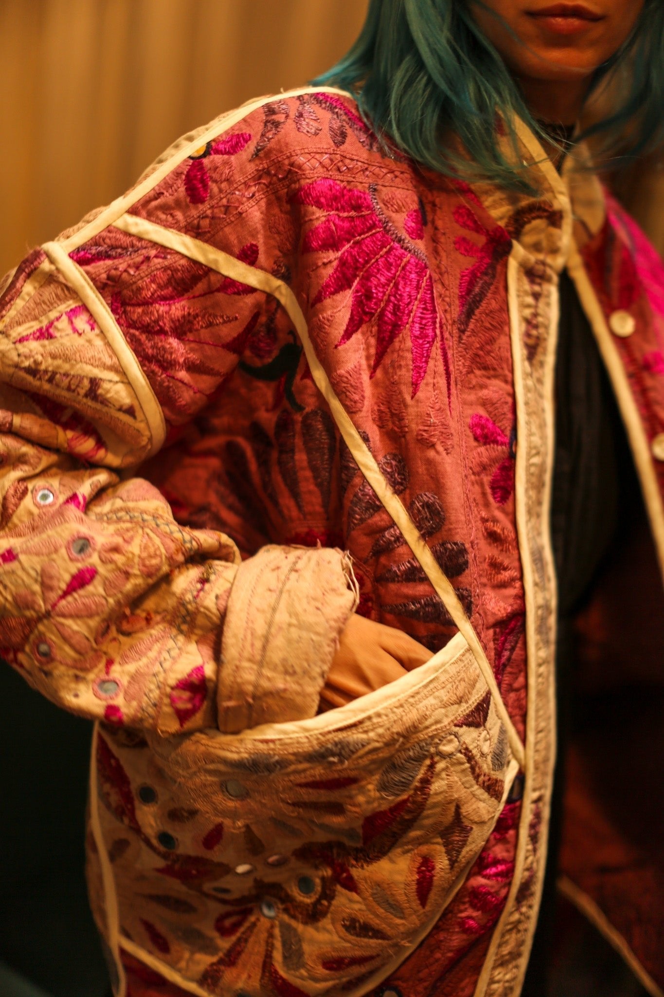VINTAGE ANTIQUE FABRIC JACKET DEFNE - MOMO STUDIO BERLIN - Berlin Concept Store - sustainable & ethical fashion