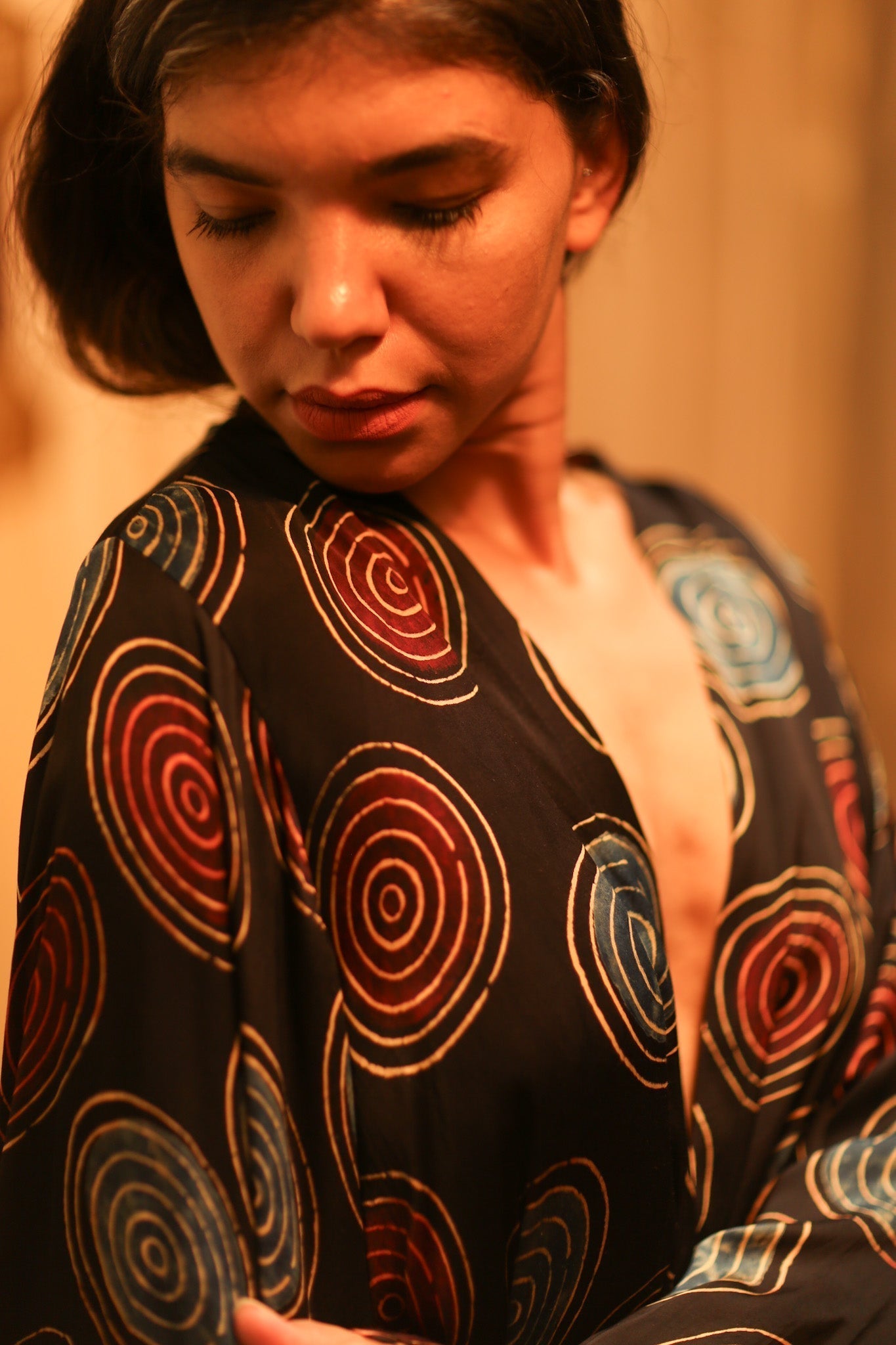 XL WING KIMONO PINA BLACK CIRCLE - MOMO STUDIO BERLIN - Berlin Concept Store - sustainable & ethical fashion