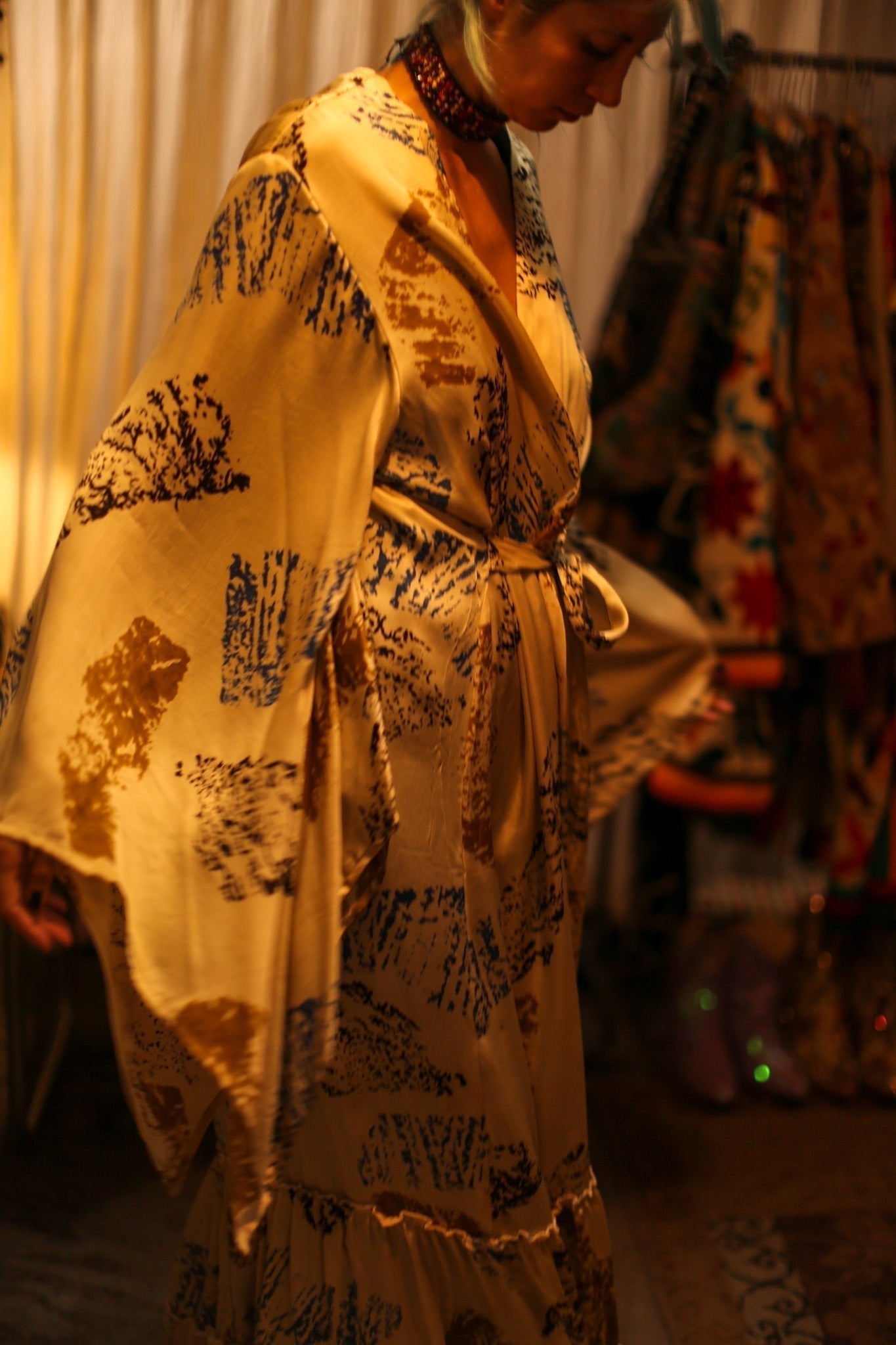 XXL SILK WING KIMONO ARTIST NIS - MOMO STUDIO BERLIN - Berlin Concept Store - sustainable & ethical fashion