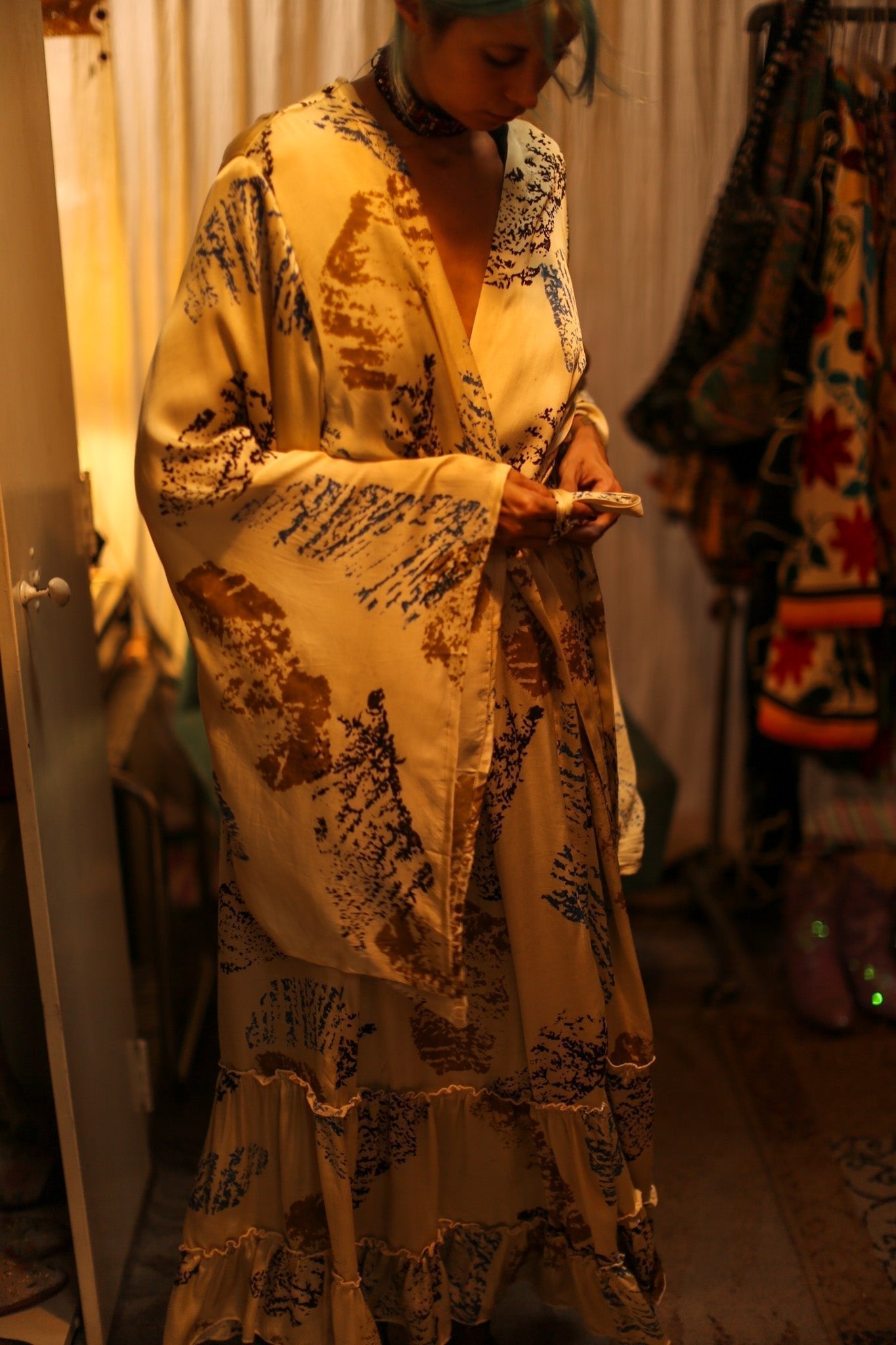 XXL SILK WING KIMONO ARTIST NIS - MOMO STUDIO BERLIN - Berlin Concept Store - sustainable & ethical fashion