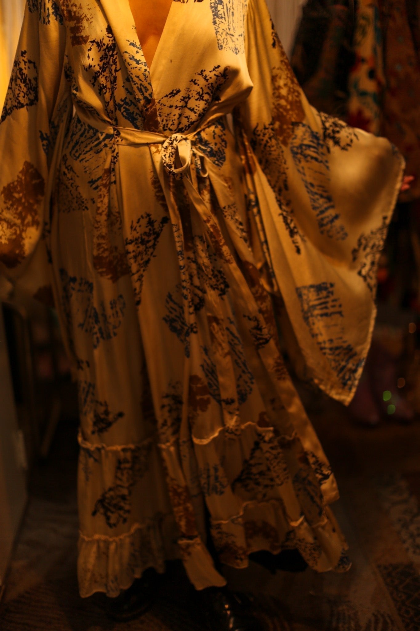 XXL SILK WING KIMONO ARTIST NIS - MOMO STUDIO BERLIN - Berlin Concept Store - sustainable & ethical fashion