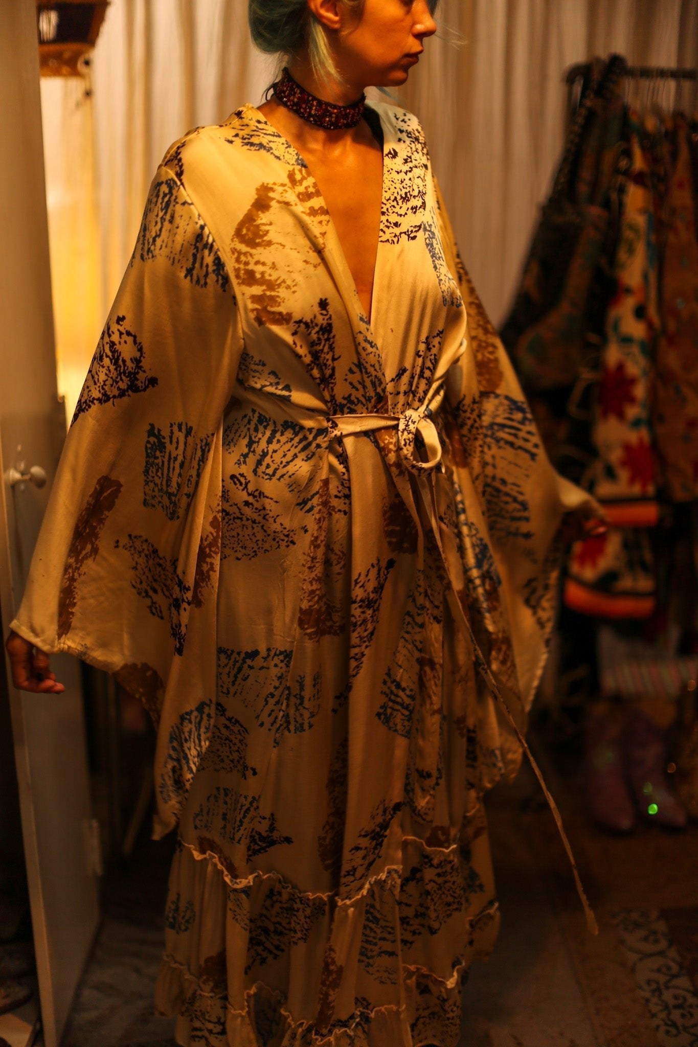 XXL SILK WING KIMONO ARTIST NIS - MOMO STUDIO BERLIN - Berlin Concept Store - sustainable & ethical fashion