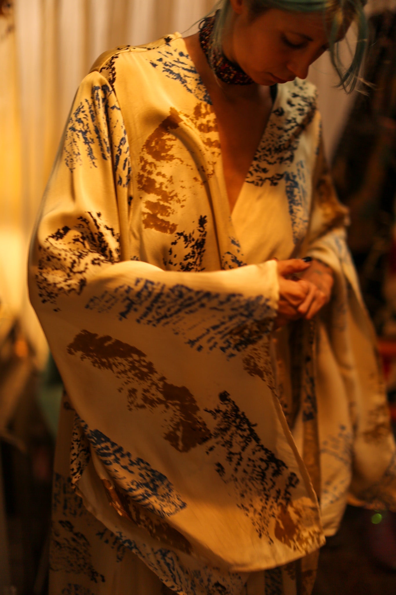 XXL SILK WING KIMONO ARTIST NIS - MOMO STUDIO BERLIN - Berlin Concept Store - sustainable & ethical fashion
