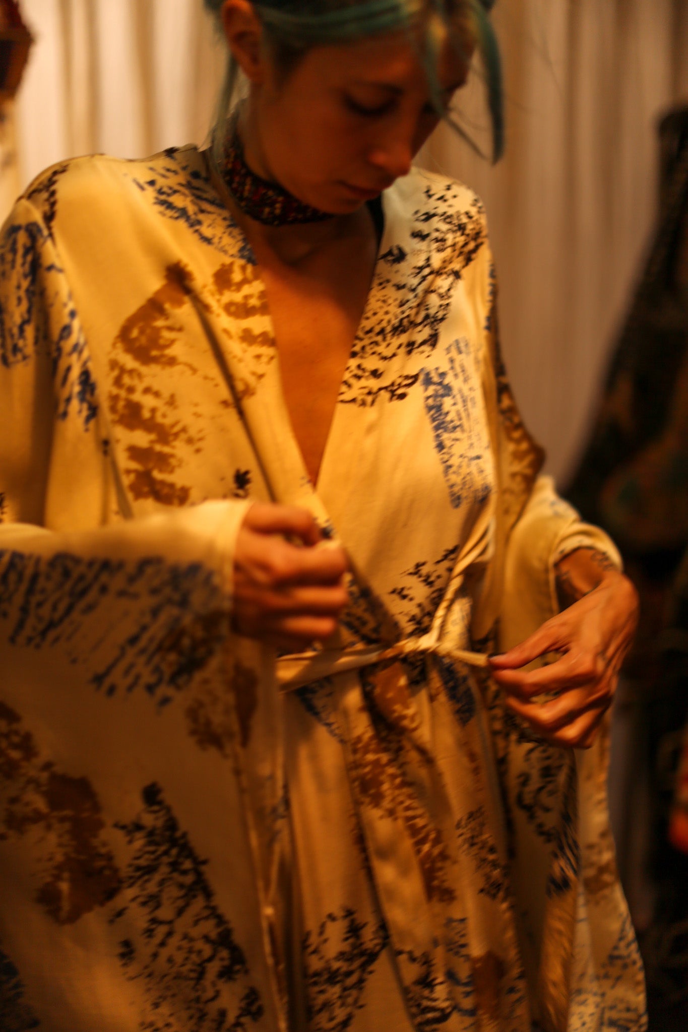 XXL SILK WING KIMONO ARTIST NIS - MOMO STUDIO BERLIN - Berlin Concept Store - sustainable & ethical fashion