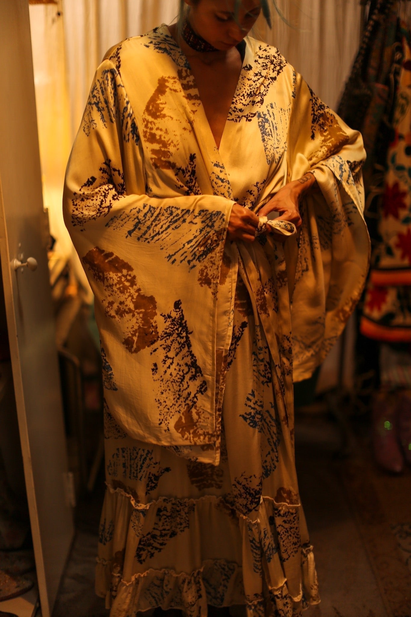 XXL SILK WING KIMONO ARTIST NIS - MOMO STUDIO BERLIN - Berlin Concept Store - sustainable & ethical fashion