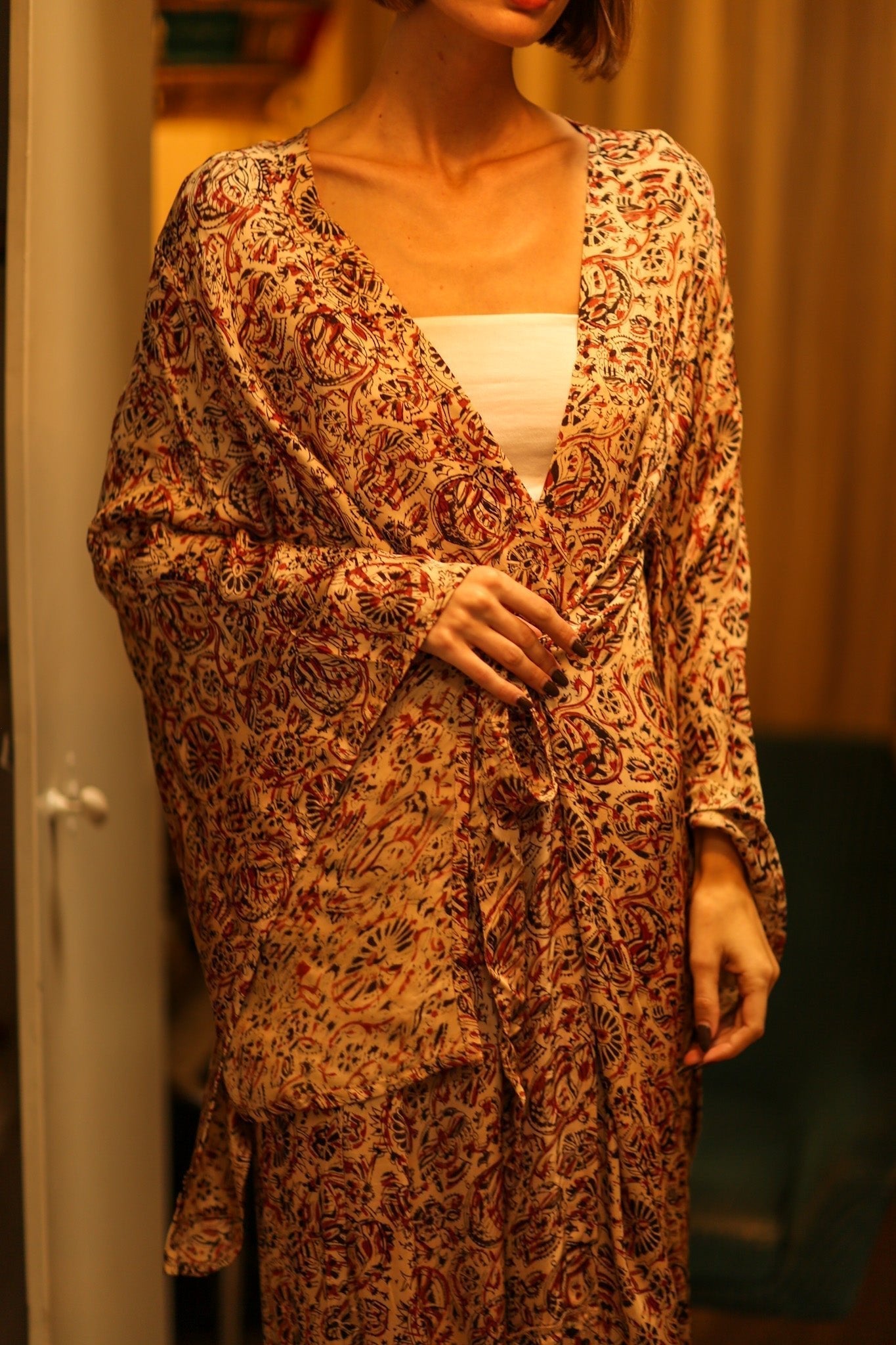 XXL WING SILK KIMONO PINA - MOMO STUDIO BERLIN - Berlin Concept Store - sustainable & ethical fashion