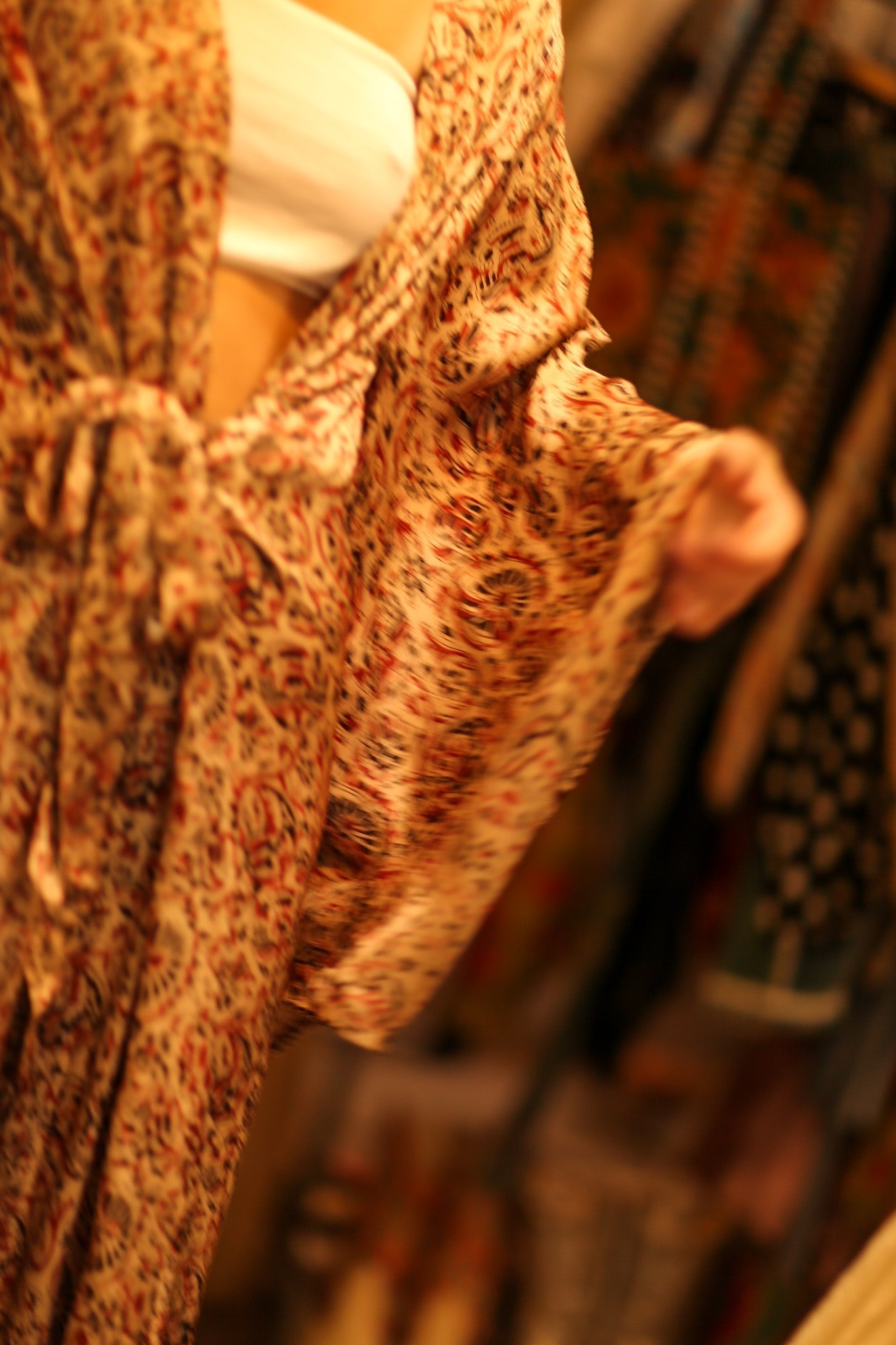 XXL WING SILK KIMONO PINA - MOMO STUDIO BERLIN - Berlin Concept Store - sustainable & ethical fashion
