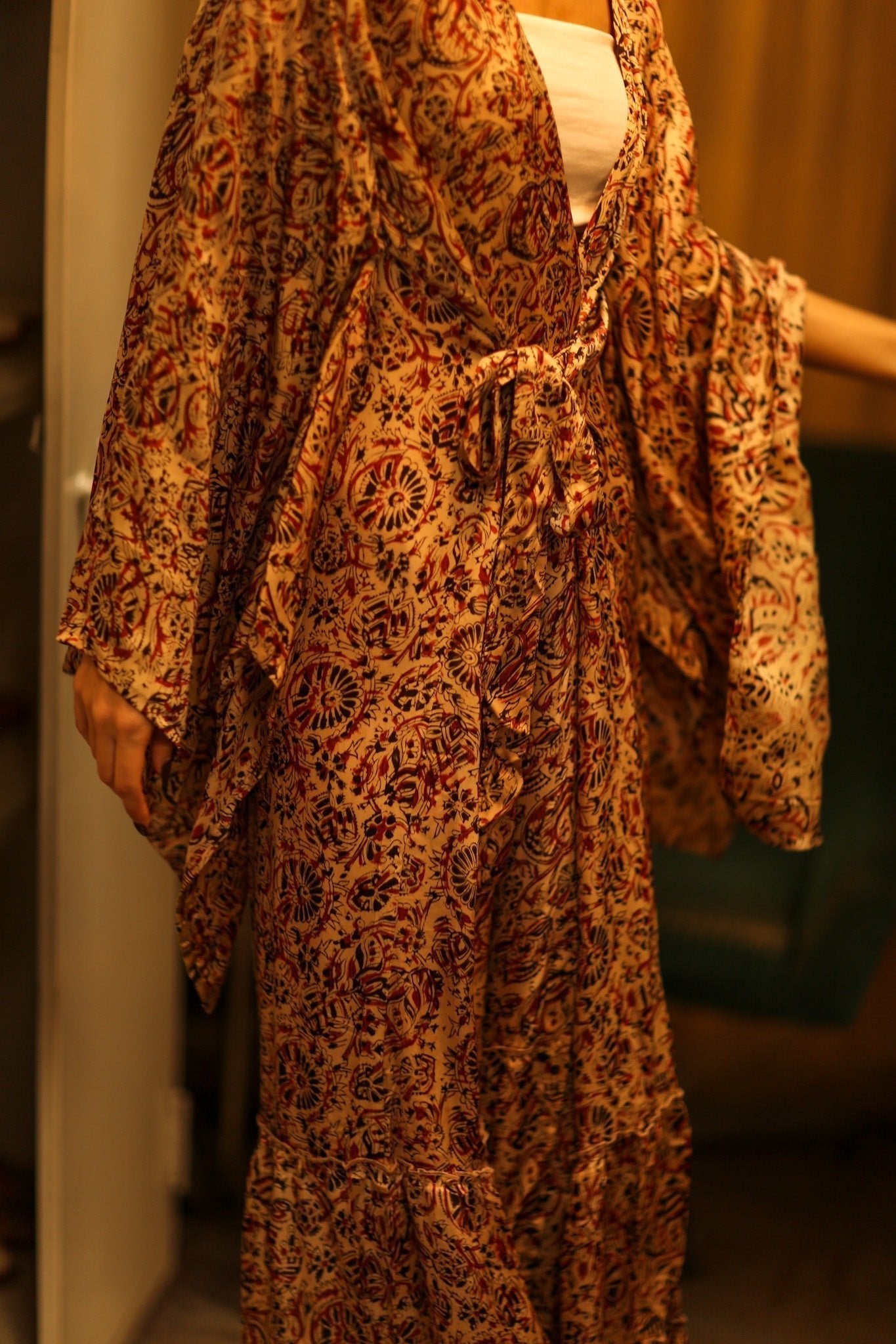 XXL WING SILK KIMONO PINA - MOMO STUDIO BERLIN - Berlin Concept Store - sustainable & ethical fashion