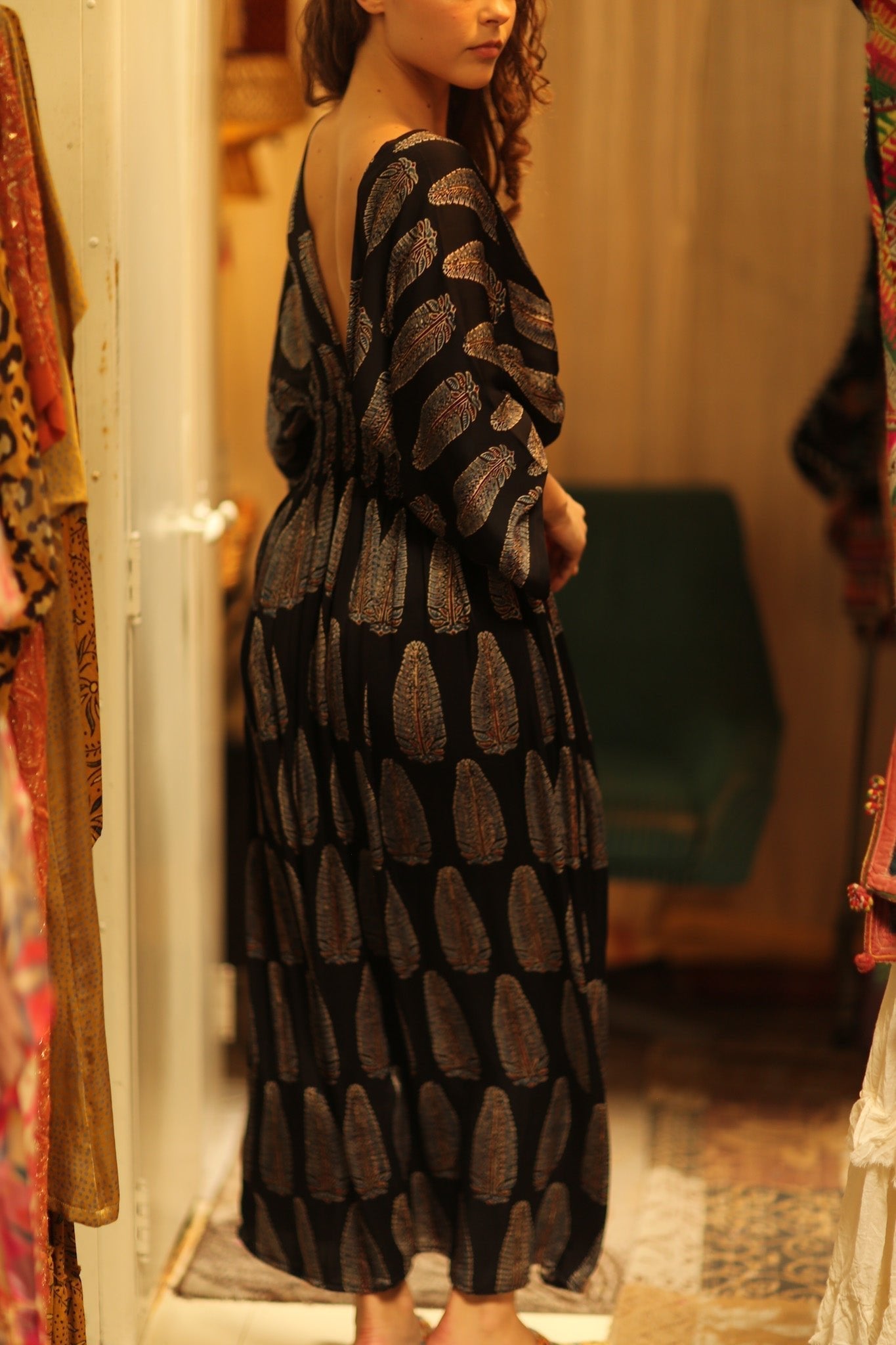 ZURI SILK DRESS BLACK FEATHER - MOMO STUDIO BERLIN - Berlin Concept Store - sustainable & ethical fashion