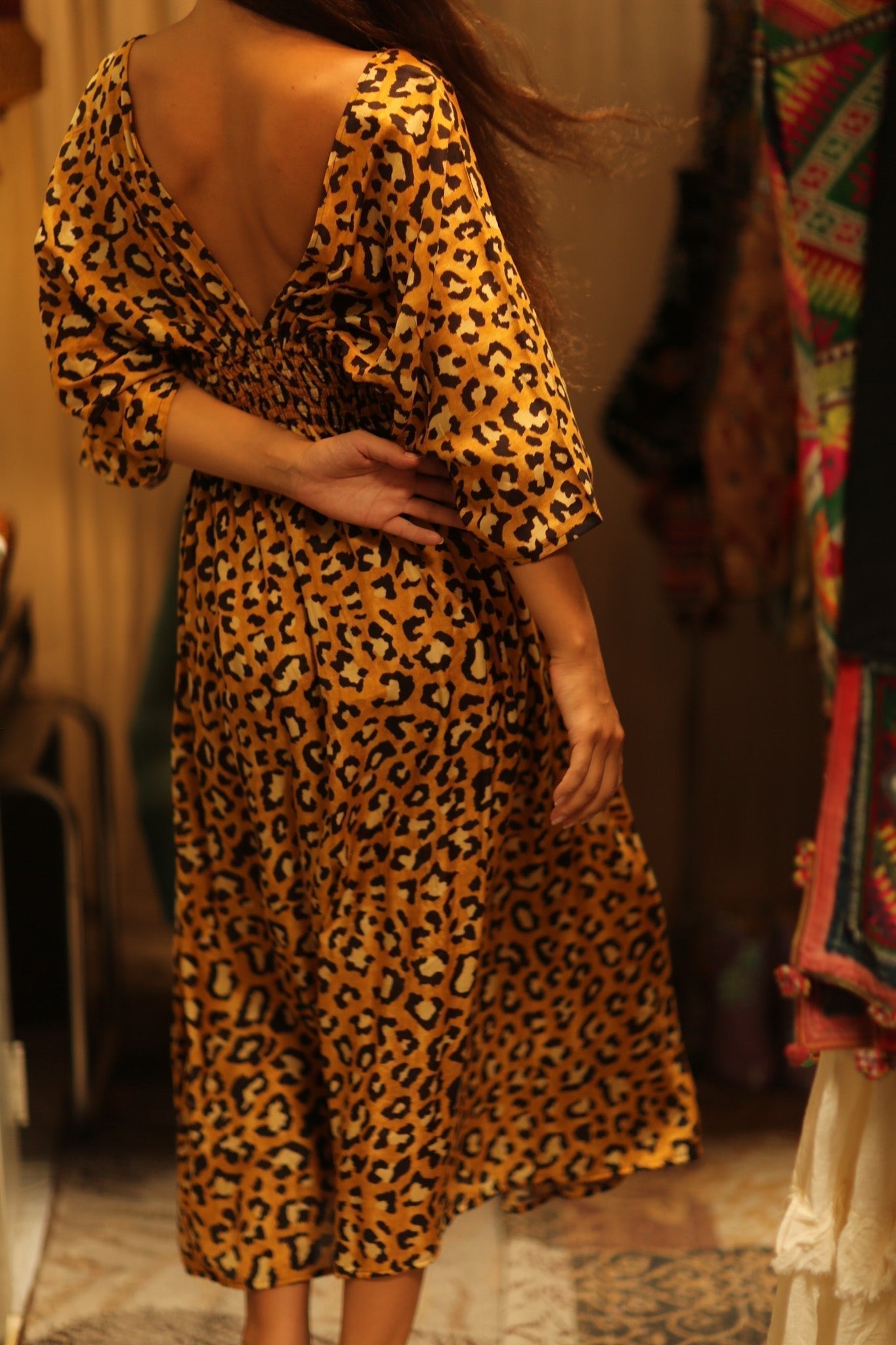 ZURI SILK DRESS LEO PRINT - MOMO STUDIO BERLIN - Berlin Concept Store - sustainable & ethical fashion