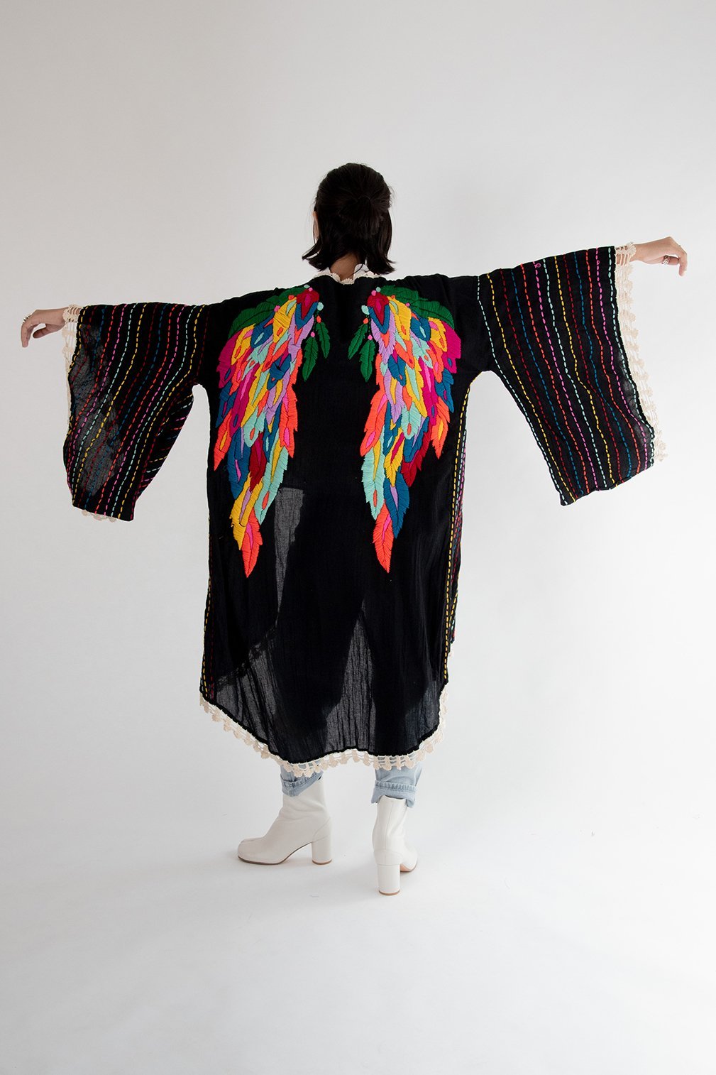Kaftan Kimono Bila White MOMONEWYORK