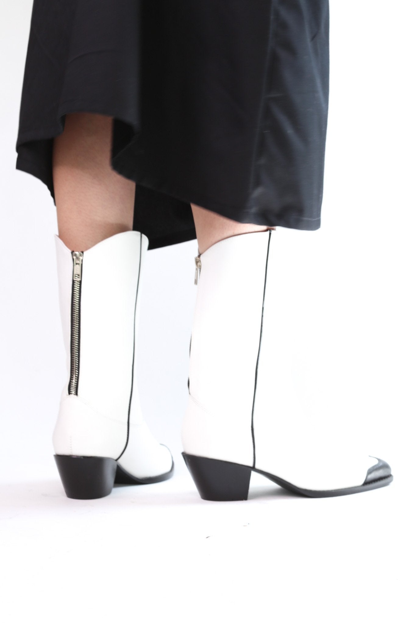 BLACK WHITE CLEAN COWBOY BOOTS CHARLY - MOMO NEW YORK