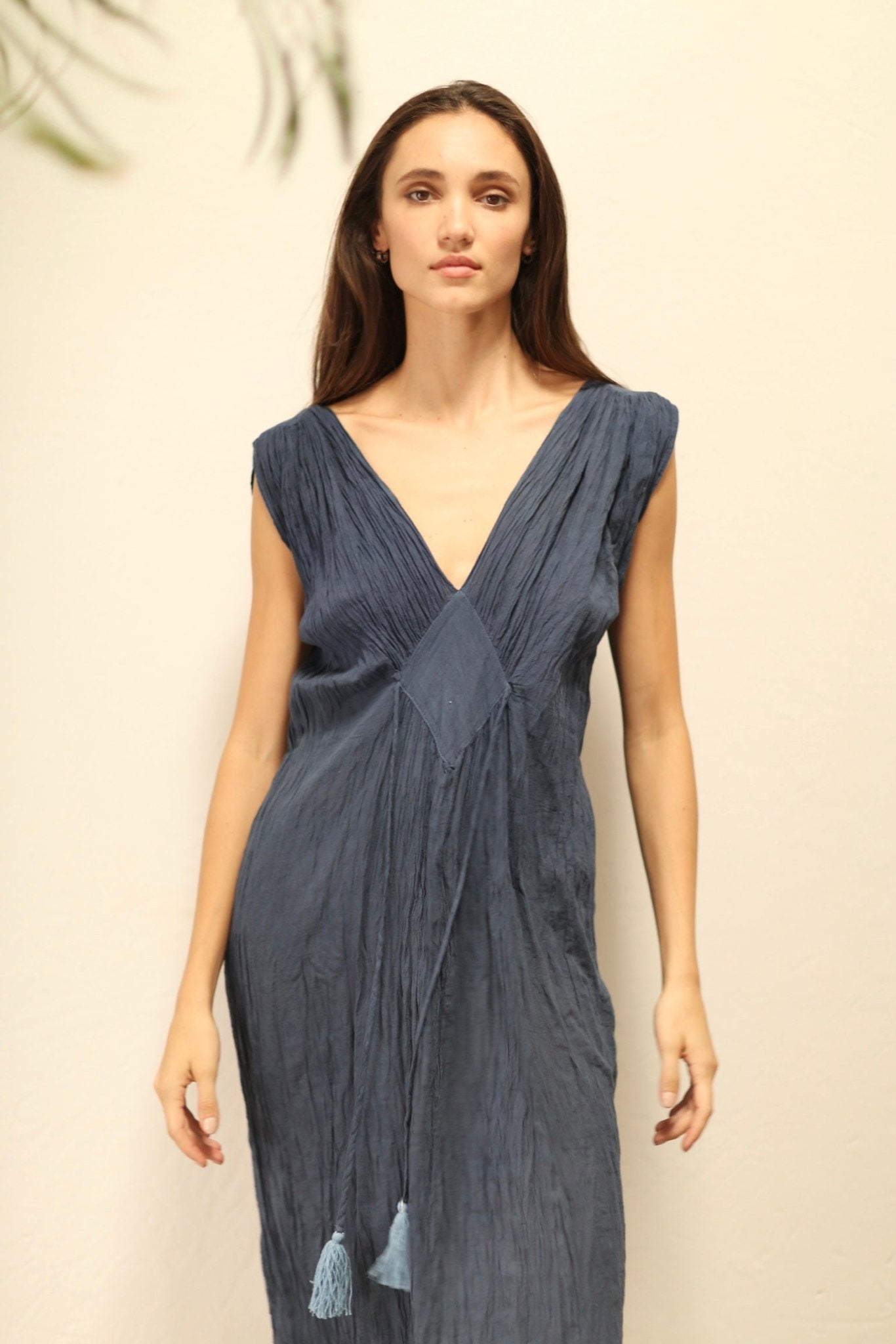 CLIO V SHOULDER DRESS - BANGKOK TAILOR CLOTHING STORE - HANDMADE CLOTHING