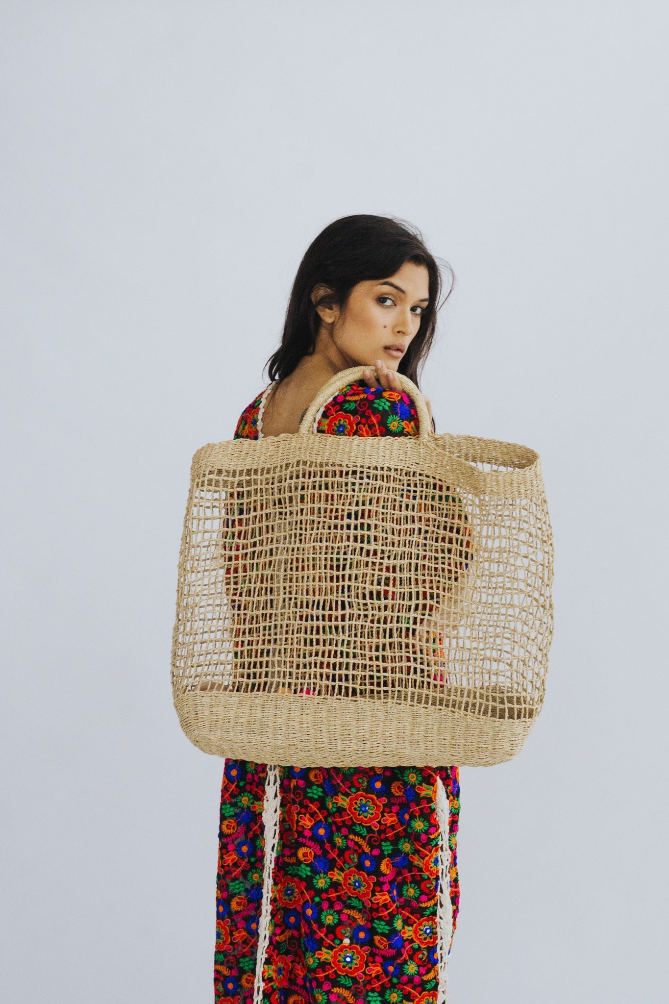 EMBROIDERED BASKET SHOPPER SHOPPING TOTE BAG MOMO NEW YORK