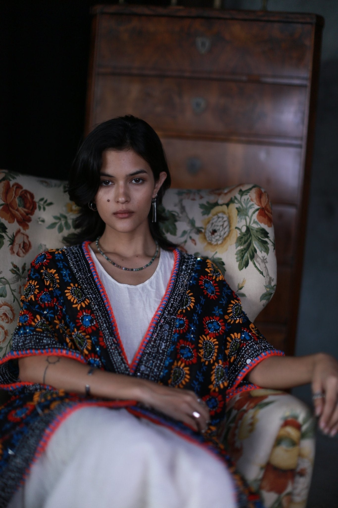Embroidered Kimono Elida MOMONEWYORK