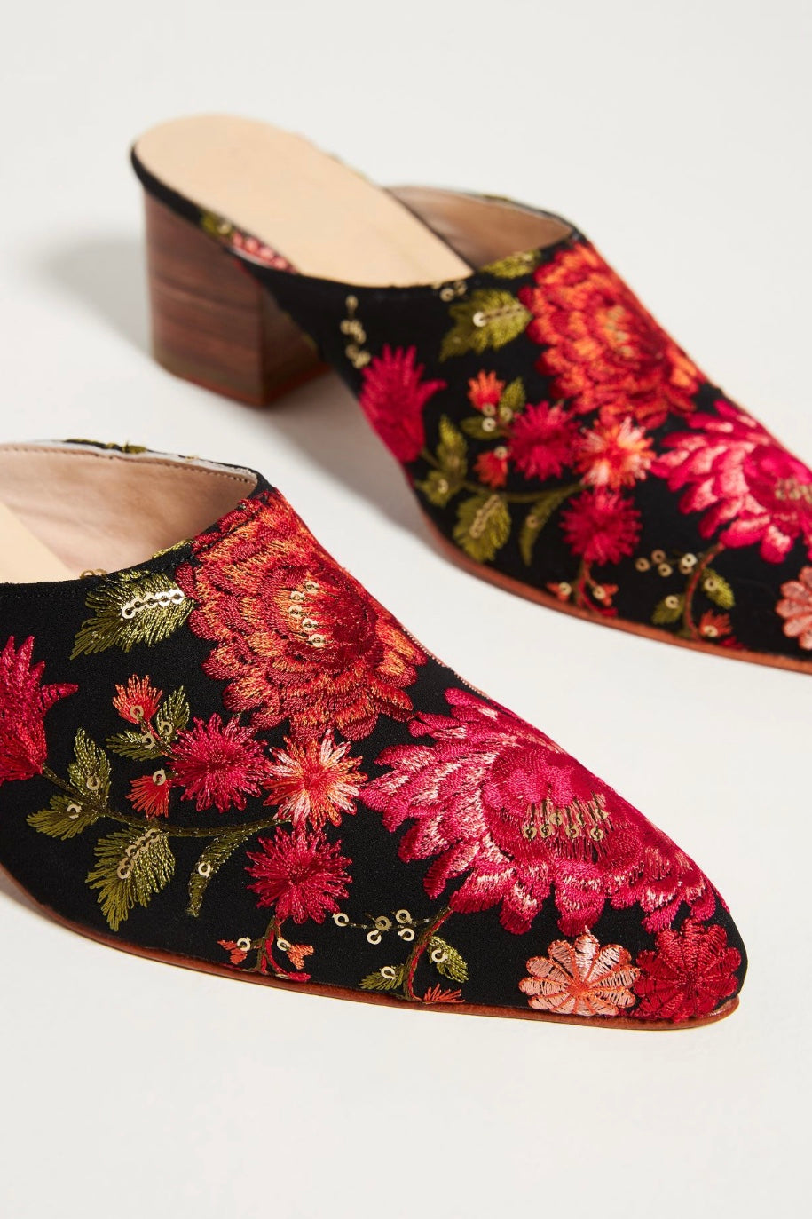 TAPESTRY EMBROIDERED HEELED MULES