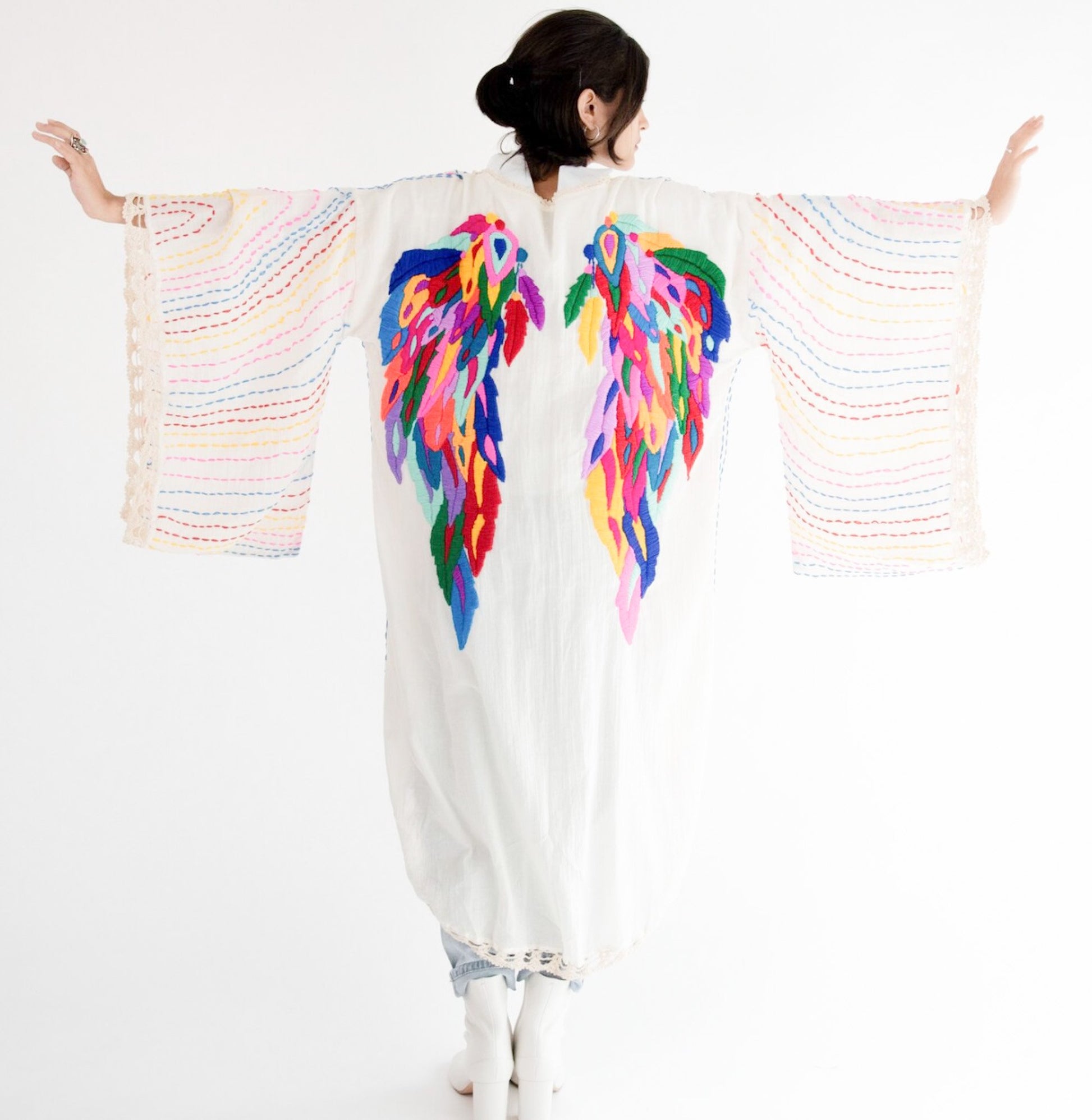 Kaftan Kimono Bila White MOMONEWYORK