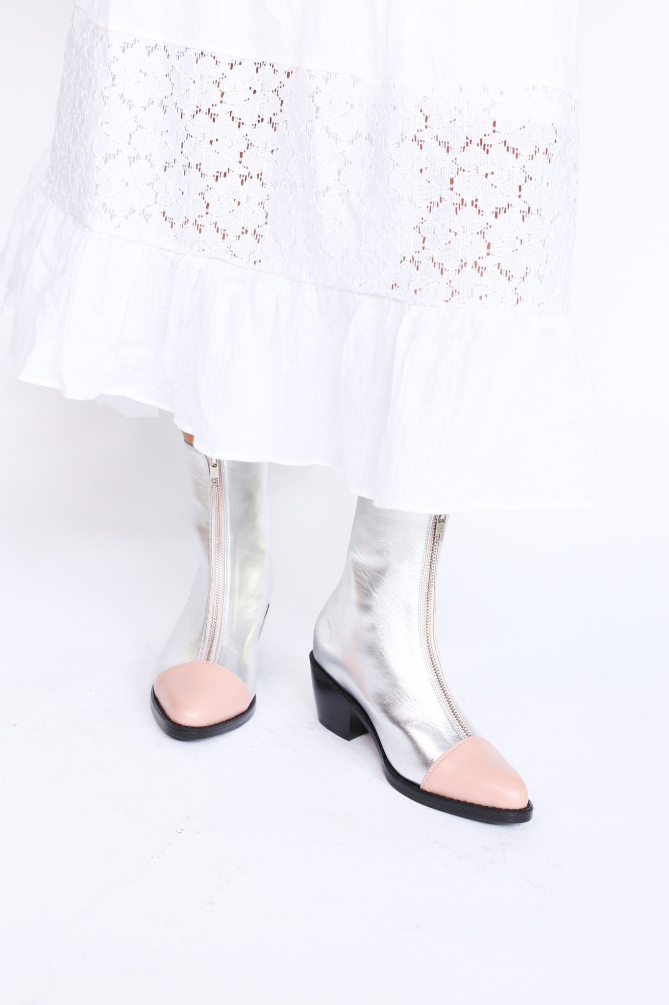 Boots Blanca