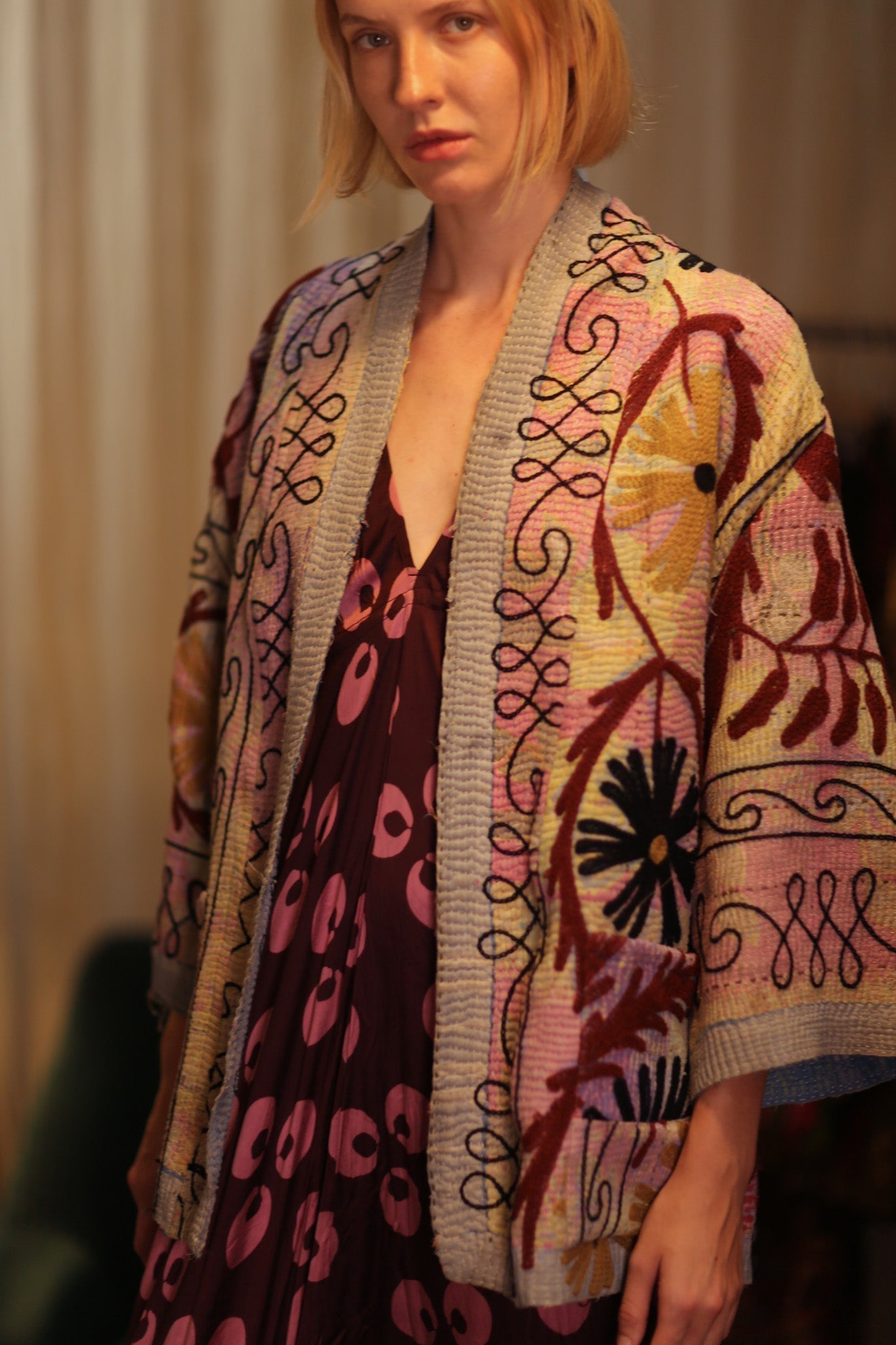 EMBROIDERED KANTHA KIMONO MONTY RED WINE