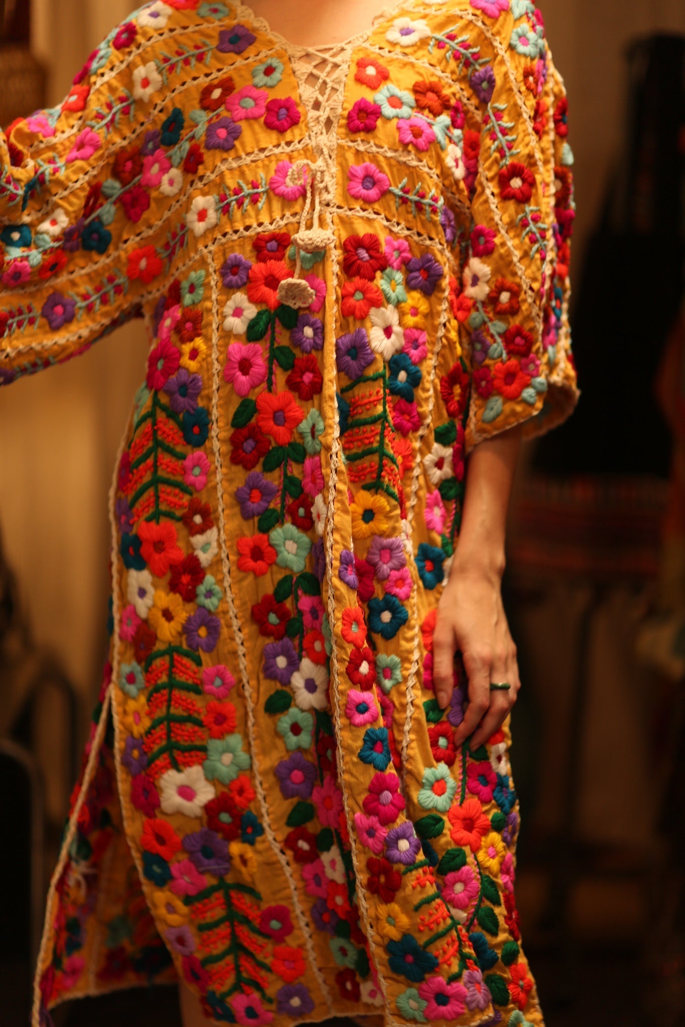 HEAVY EMBROIDERED KAFTAN ANTHARA