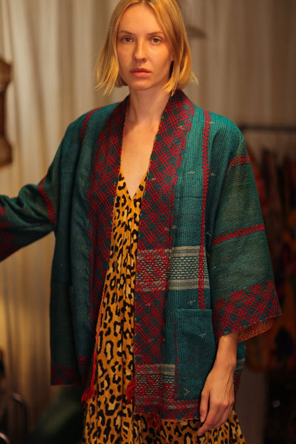 EMBROIDERED KANTHA KIMONO MONTY FOREST GREEN