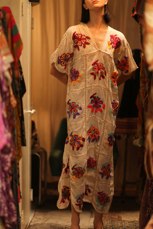 JOSIN EMBROIDERED FLOWER DRESS