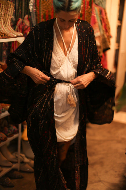 ARTIST PAINTED SILK KIMONO - MOMO STUDIO BERLIN - Berlin Concept Store - sustainable & ethical fashion