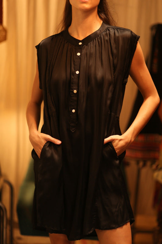 BLACK SILK DRESS MARY - MOMO STUDIO BERLIN - Berlin Concept Store - sustainable & ethical fashion