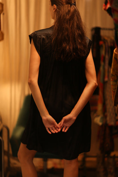 BLACK SILK DRESS MARY - MOMO STUDIO BERLIN - Berlin Concept Store - sustainable & ethical fashion