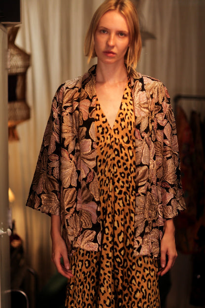 CARINE EMBROIDERED SILK KIMONO BLACK AND PINK - MOMO STUDIO BERLIN - Berlin Concept Store - sustainable & ethical fashion