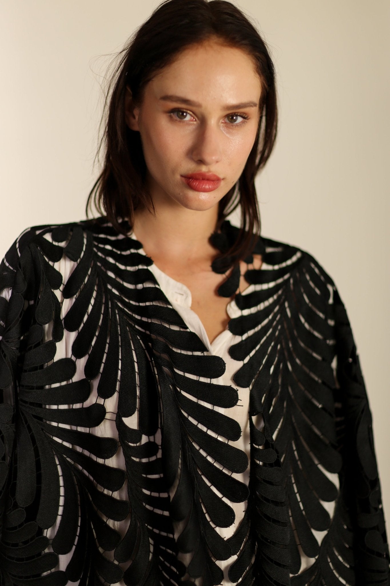 COTTON LACE KIMONO LEILA - MOMO STUDIO BERLIN - Berlin Concept Store - sustainable & ethical fashion