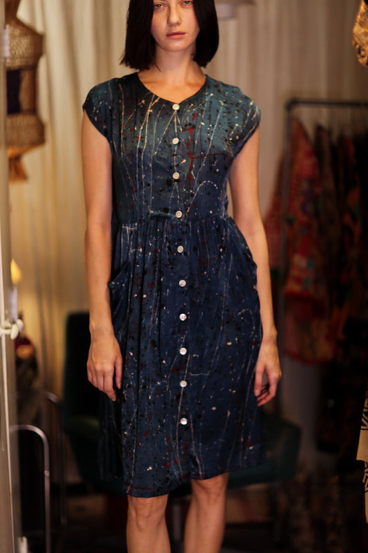 EDITH SILK DRESS BLUE PAINTER - MOMO STUDIO BERLIN - Berlin Concept Store - sustainable & ethical fashion