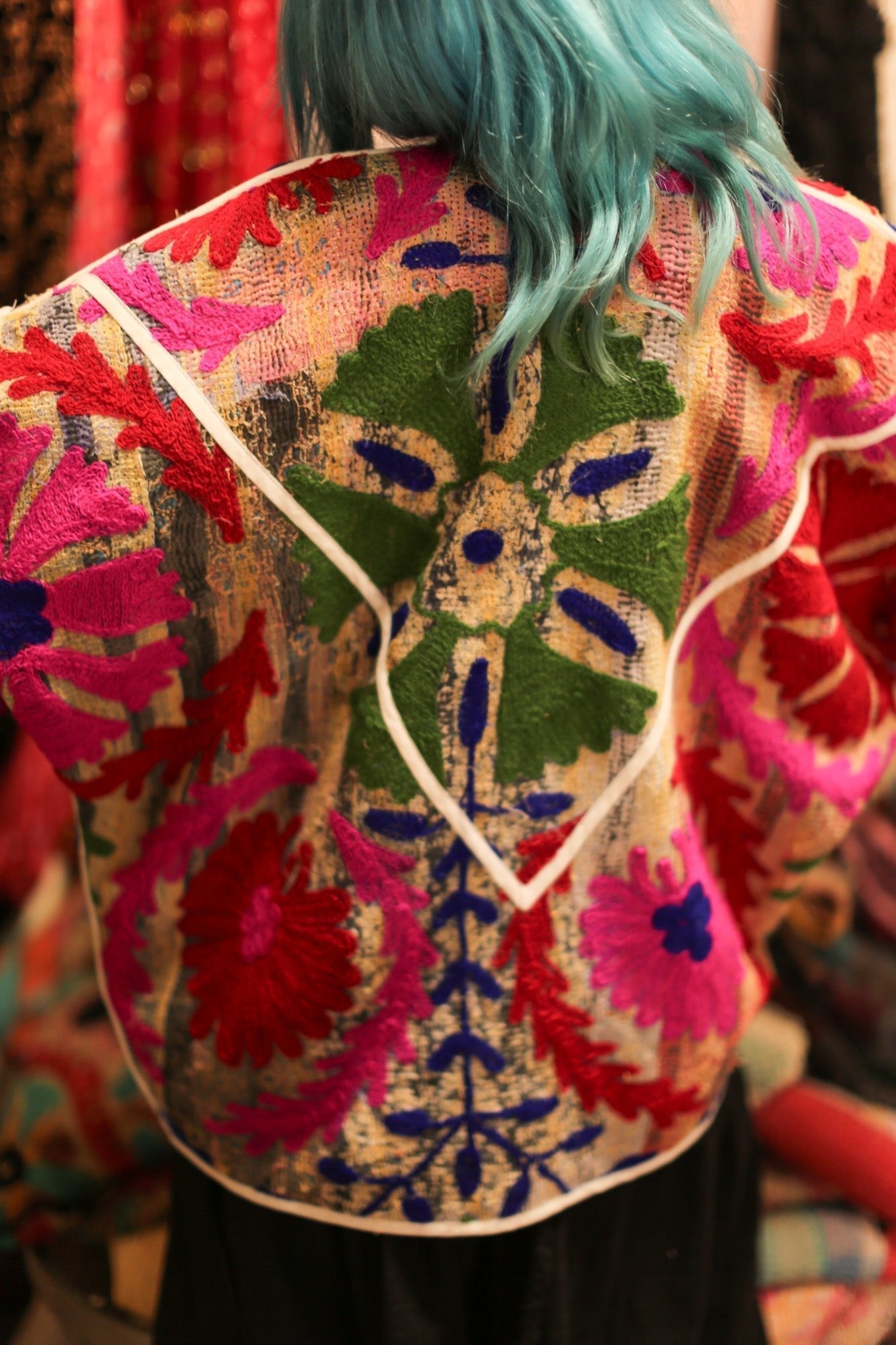 EMBROIDERED KANTHA JACKET AYLIN - MOMO STUDIO BERLIN - Berlin Concept Store - sustainable & ethical fashion