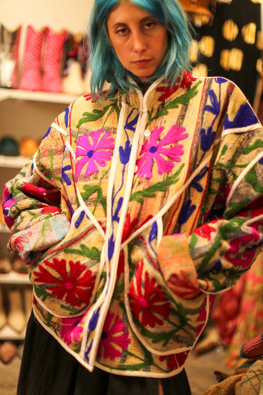 EMBROIDERED KANTHA JACKET AYLIN - MOMO STUDIO BERLIN - Berlin Concept Store - sustainable & ethical fashion