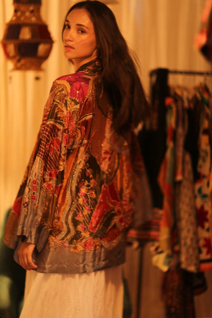 EMBROIDERED SILK SHORT KIMONO CARINE - MOMO STUDIO BERLIN - Berlin Concept Store - sustainable & ethical fashion