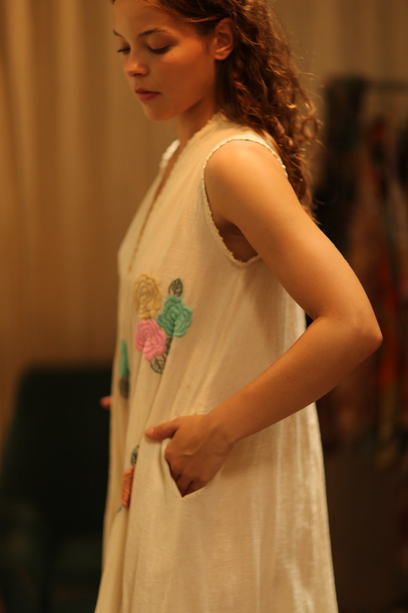 FAH EMBROIDERED FLOWER DRESS - MOMO STUDIO BERLIN - Berlin Concept Store - sustainable & ethical fashion