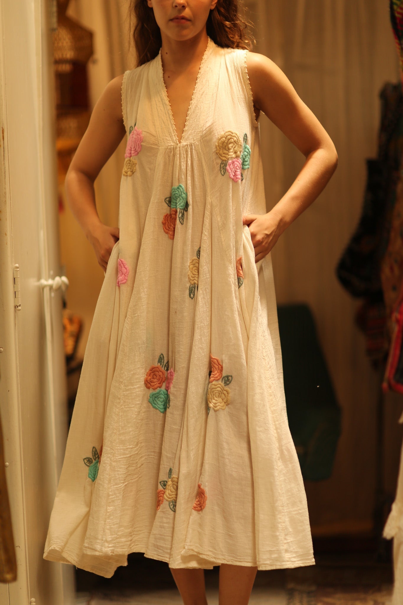 FAH EMBROIDERED FLOWER DRESS - MOMO STUDIO BERLIN - Berlin Concept Store - sustainable & ethical fashion