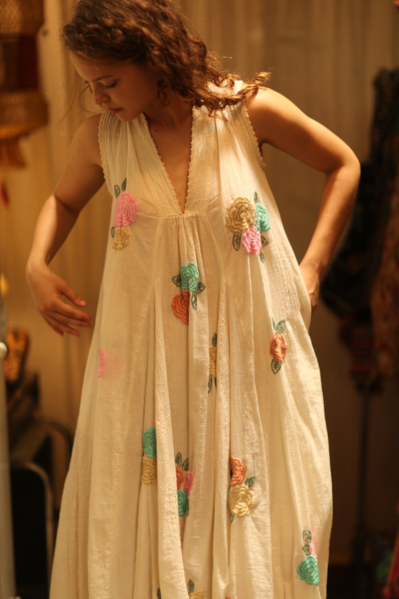FAH EMBROIDERED FLOWER DRESS - MOMO STUDIO BERLIN - Berlin Concept Store - sustainable & ethical fashion