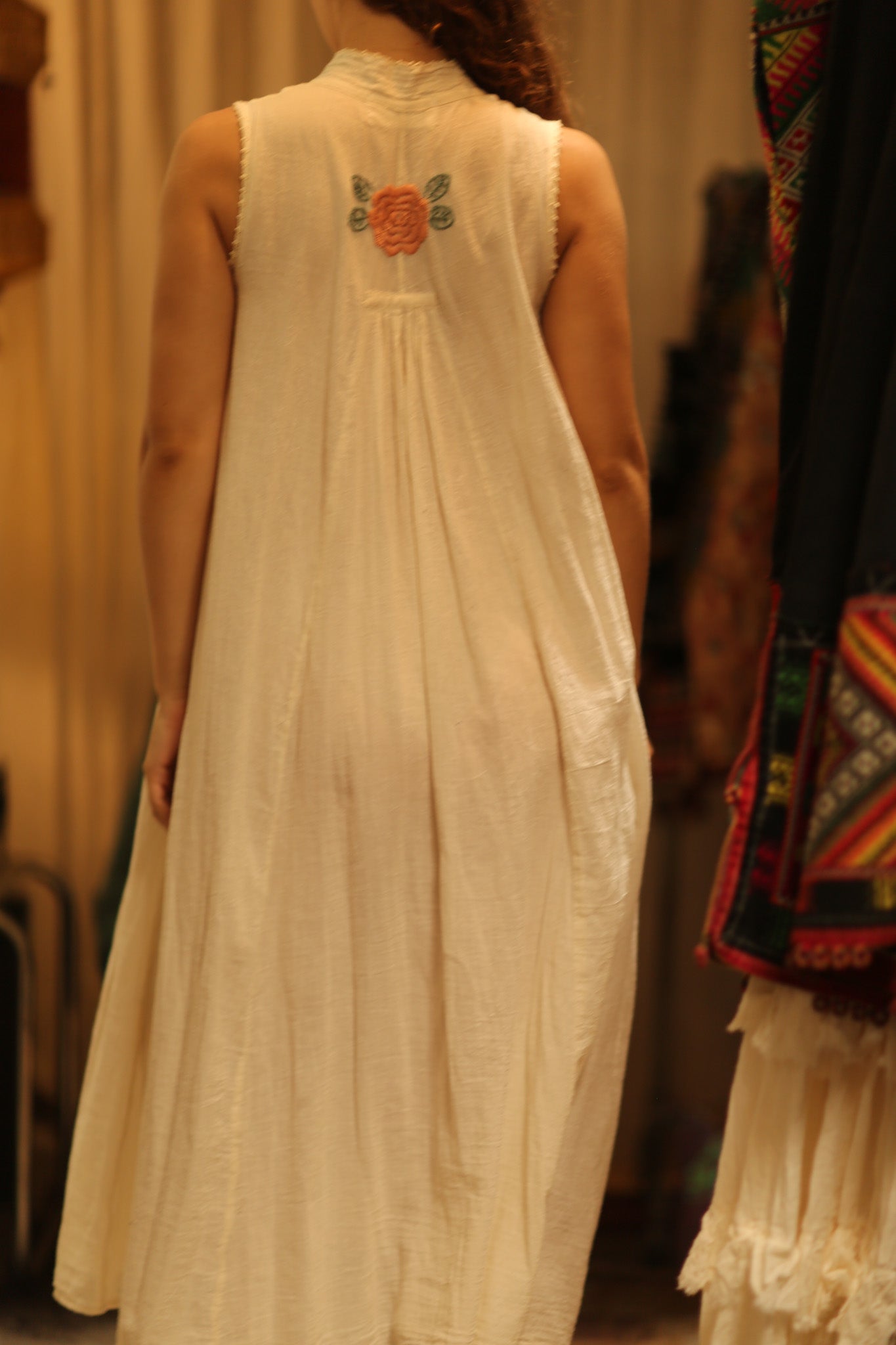 FAH EMBROIDERED FLOWER DRESS - MOMO STUDIO BERLIN - Berlin Concept Store - sustainable & ethical fashion