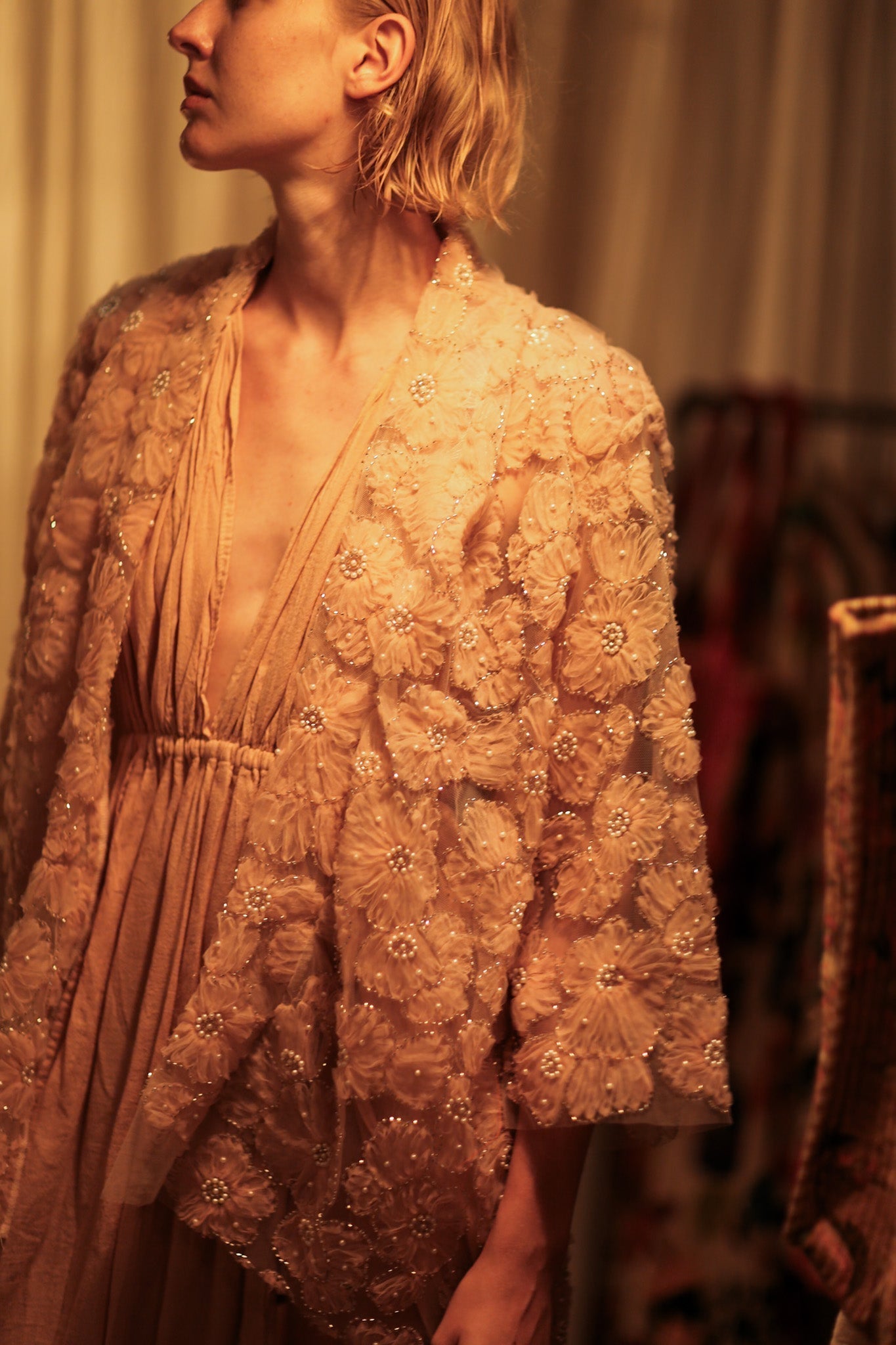 FLO SEQUINED EMBROIDERED SHORT KIMONO PASTEL PINK - MOMO STUDIO BERLIN - Berlin Concept Store - sustainable & ethical fashion