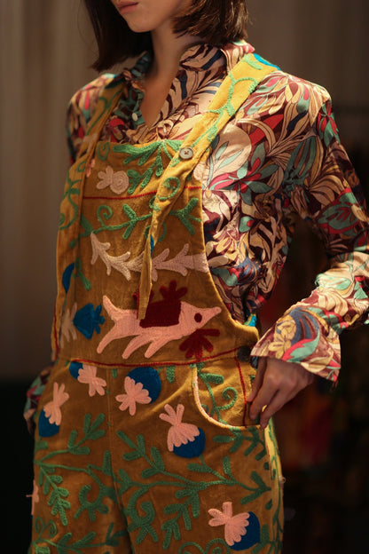 FREYA EMBROIDERED OVERALL MUSTARD - MOMO STUDIO BERLIN - Berlin Concept Store - sustainable & ethical fashion