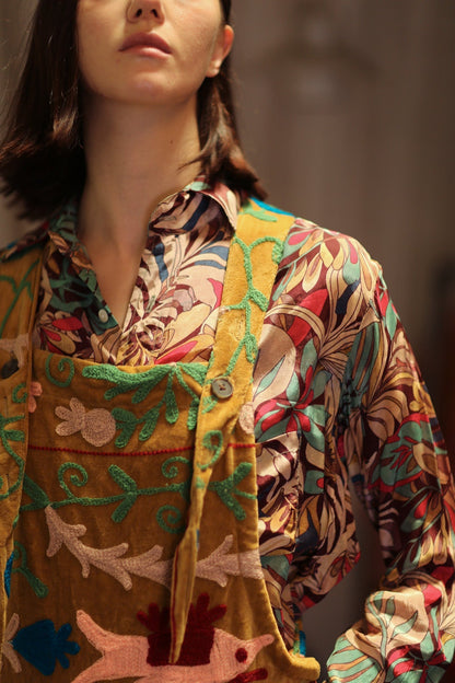 FREYA EMBROIDERED OVERALL MUSTARD - MOMO STUDIO BERLIN - Berlin Concept Store - sustainable & ethical fashion