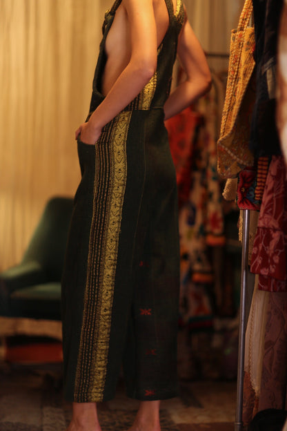 FREYA OVERALL EMBROIDERED KANTHA FOREST GREEN - MOMO STUDIO BERLIN - Berlin Concept Store - sustainable & ethical fashion