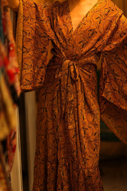 HAND BLOCK PRINT SILK XXL WING KIMONO - MOMO STUDIO BERLIN - Berlin Concept Store - sustainable & ethical fashion