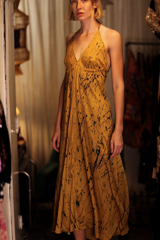 HANNAH SILK DRESS YELLOW POLLOCK - MOMO STUDIO BERLIN - Berlin Concept Store - sustainable & ethical fashion