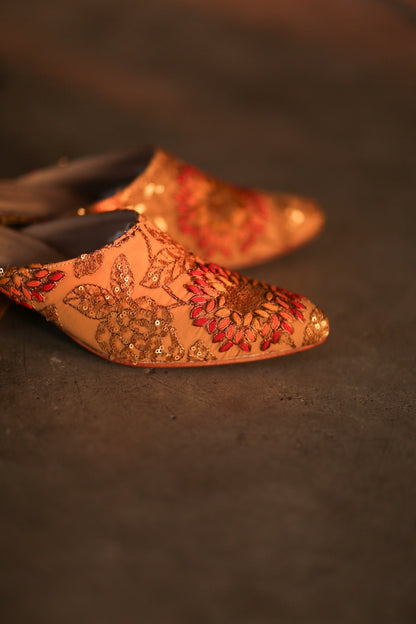 HEELED MULES SILK EMBROIDERED QUINA - MOMO STUDIO BERLIN - Berlin Concept Store - sustainable & ethical fashion