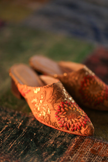 HEELED MULES SILK EMBROIDERED QUINA - MOMO STUDIO BERLIN - Berlin Concept Store - sustainable & ethical fashion